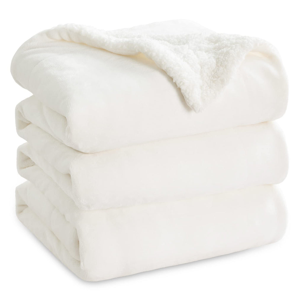 Bedsure GentleSoft Sherpa Fleece Queen Blankets for Bed, Non-Heated, Thick and Warm Throw for Women and Men, Soft Fuzzy Plush Queen Blanket for Winter, Grey, 90x90 Inches