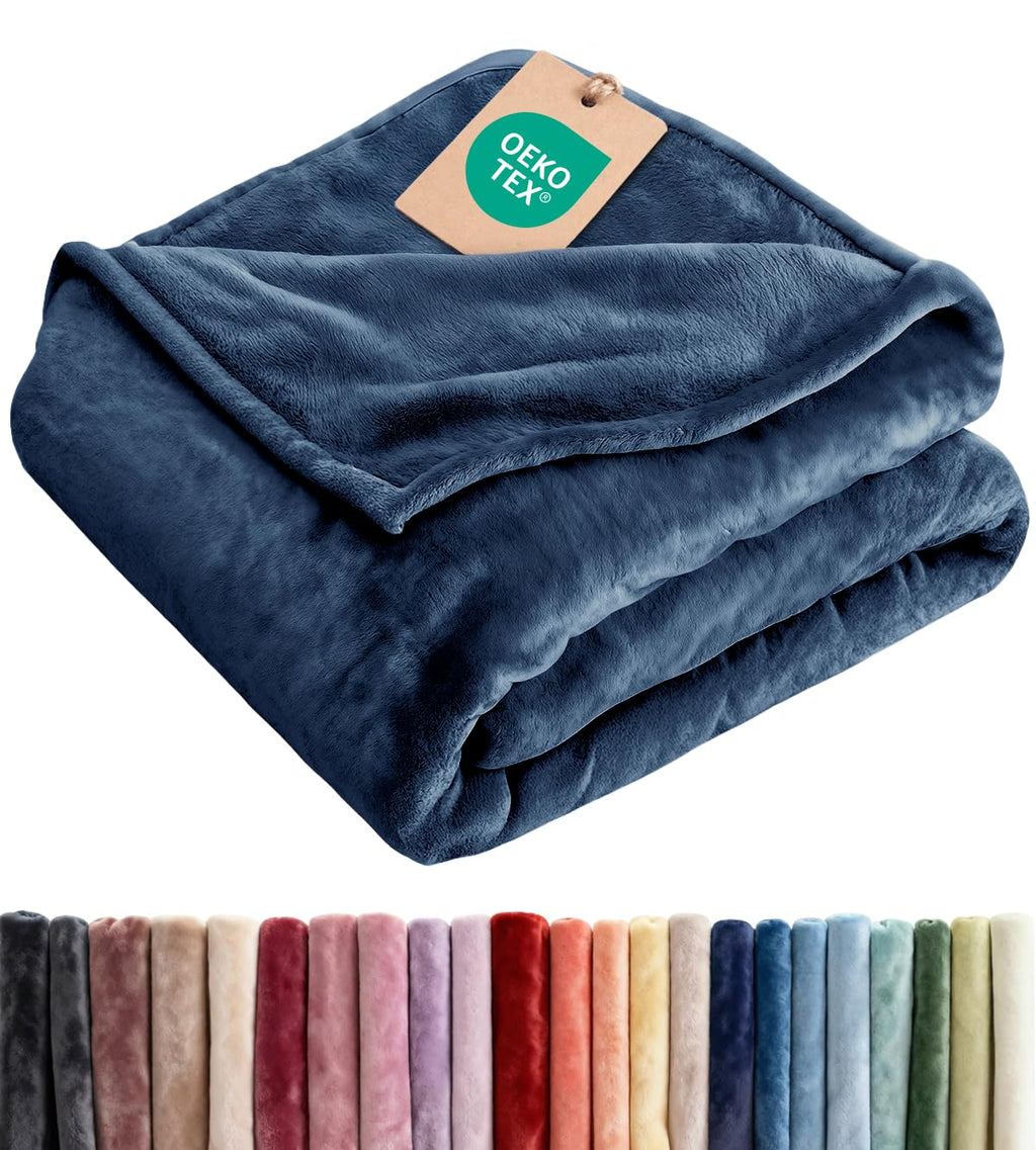 Ultra Soft Fleece Blanket Queen Size - Flannel Fleece Luxury Queen Blanket - Lightweight for Couch Bed Chair - Thick, Warm and Breathable - All Season Cozy Fuzzy, Anti-Static Microplush Bedding, Grey