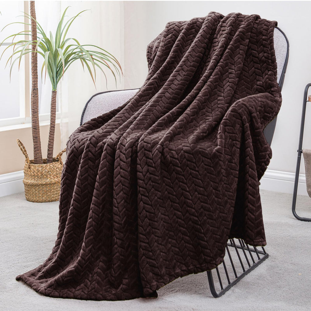 Exclusivo Mezcla Fleece Queen Size Blanket for Bed, 90x90 Inches Soft Cozy Jacquard Flannel Blankets, Lightweight Fuzzy Plush for Women, Pink