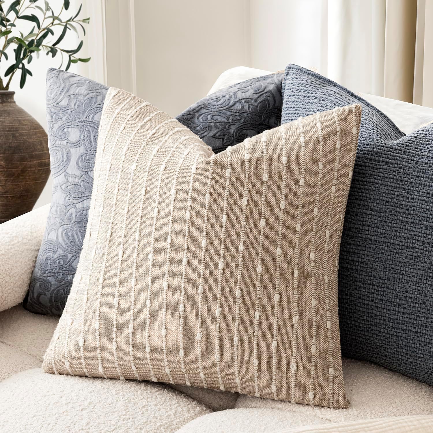 Foindtower Pack of 2 Decorative Jacquard Boucle Throw Pillow Covers Accent Textured Striped Pillowcases Soft Boho Modern Cushion for Couch Sofa Bedroom Living Room Home Decor 20x20 Inch Natural Beige