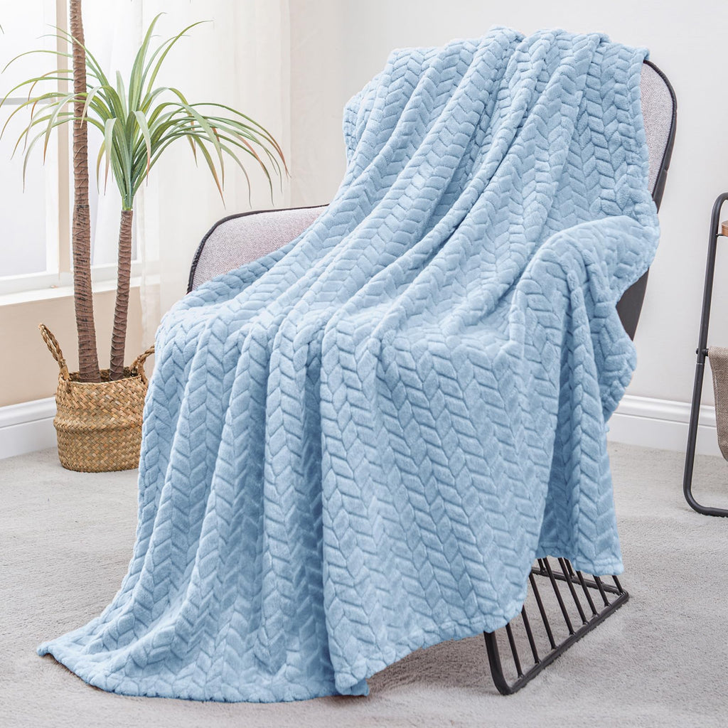 Exclusivo Mezcla Fleece Queen Size Blanket for Bed, 90x90 Inches Soft Cozy Jacquard Flannel Blankets, Lightweight Fuzzy Plush for Women, Pink