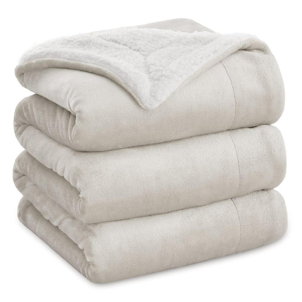 Bedsure GentleSoft Sherpa Fleece Queen Blankets for Bed, Non-Heated, Thick and Warm Throw for Women and Men, Soft Fuzzy Plush Queen Blanket for Winter, Grey, 90x90 Inches