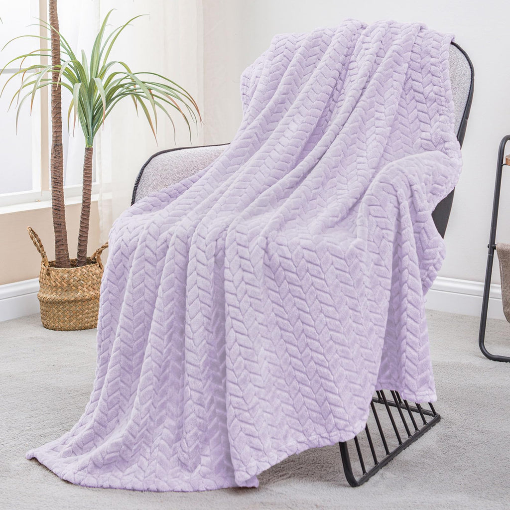Exclusivo Mezcla Fleece Queen Size Blanket for Bed, 90x90 Inches Soft Cozy Jacquard Flannel Blankets, Lightweight Fuzzy Plush for Women, Pink