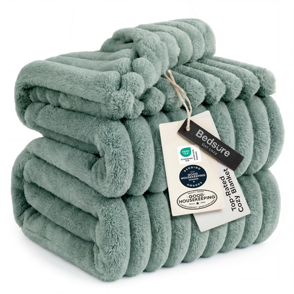 Bedsure GentleSoft Fleece Bed Blankets Full Size - Cozy Soft Blankets for Women, Cute Small Throws for Girls, Beige, 84x90 Inches